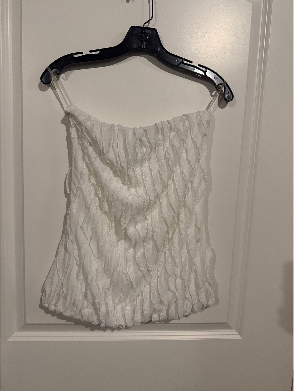 White Textured Strapless Top Size M by dots